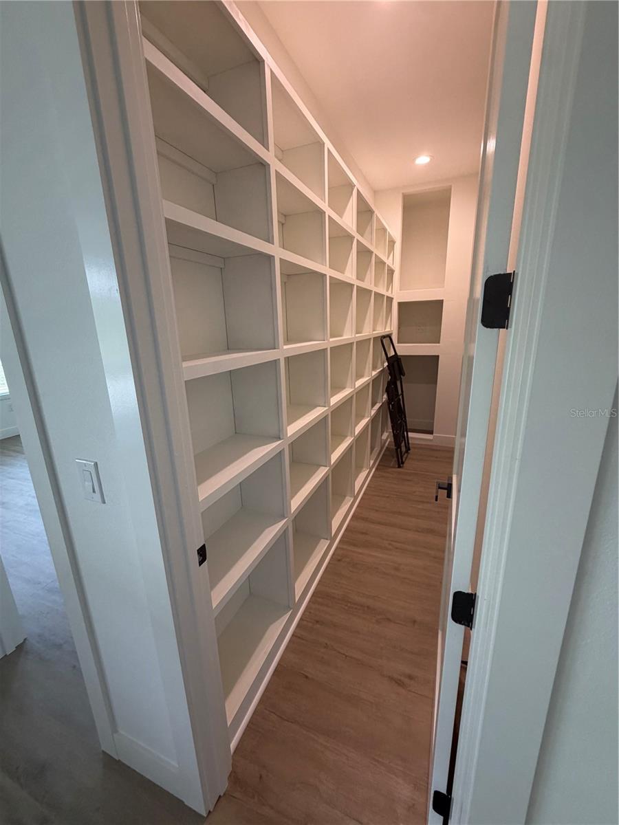 ACADEMY HEIGHTS - Residential