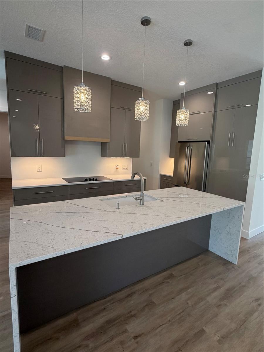 ACADEMY HEIGHTS - Residential