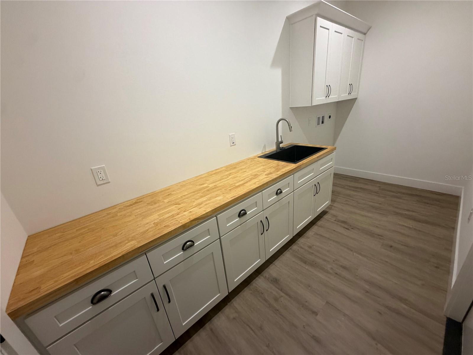 ACADEMY HEIGHTS - Residential