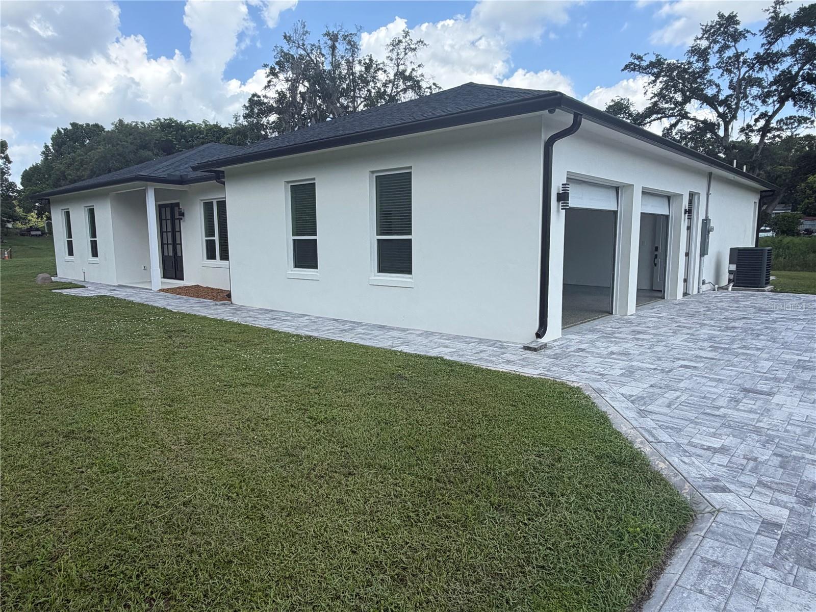 ACADEMY HEIGHTS - Residential