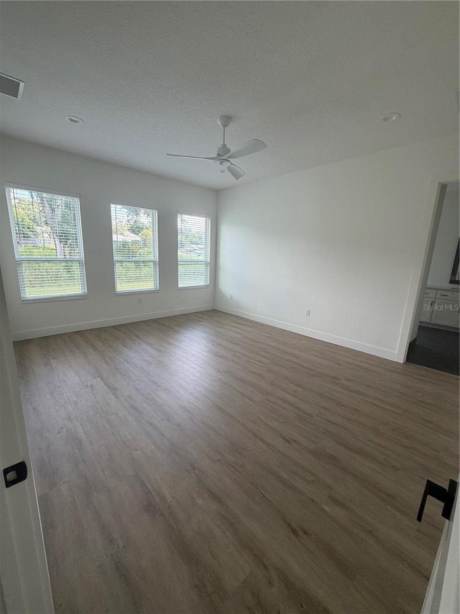 ACADEMY HEIGHTS - Residential
