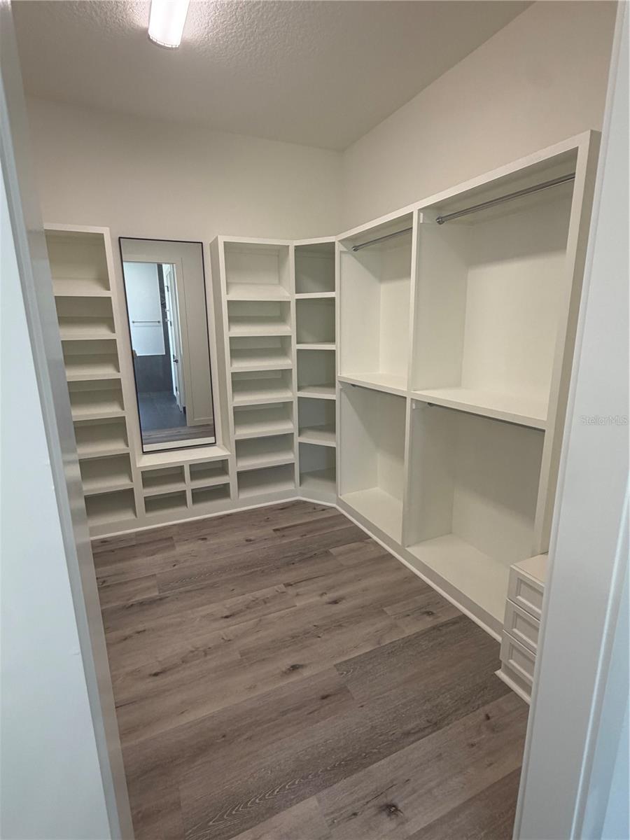 ACADEMY HEIGHTS - Residential