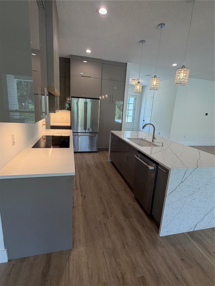 ACADEMY HEIGHTS - Residential