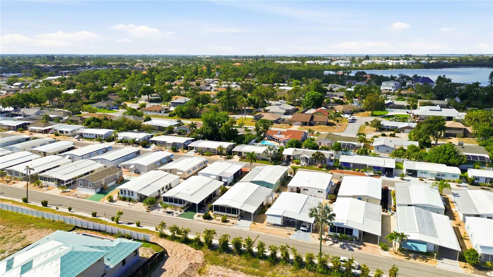 PALMA SOLA SHORES - Residential