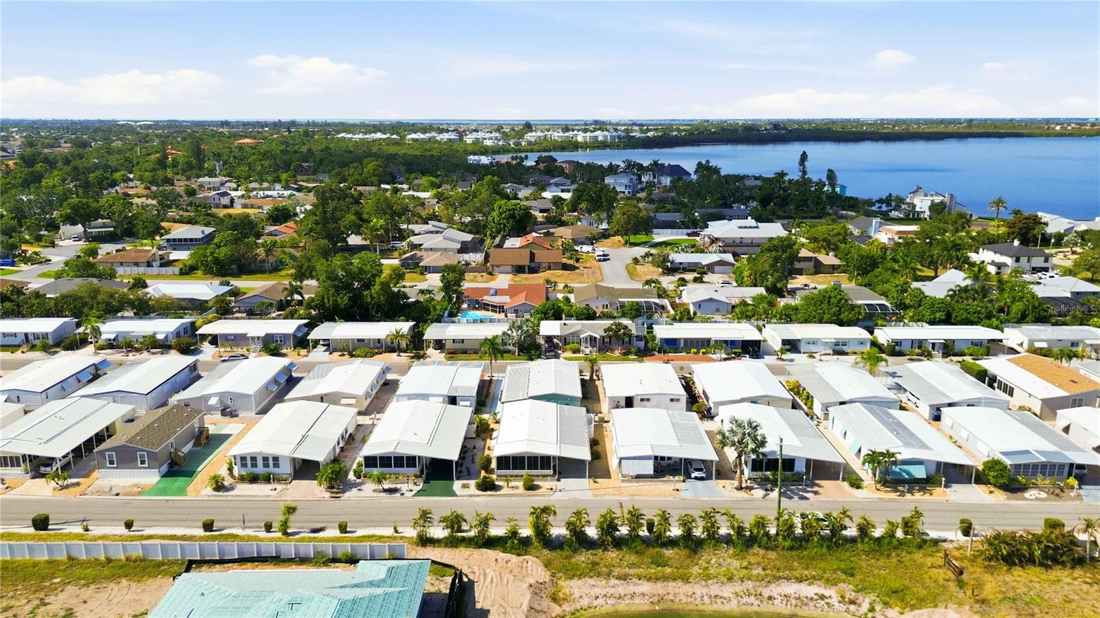 PALMA SOLA SHORES - Residential
