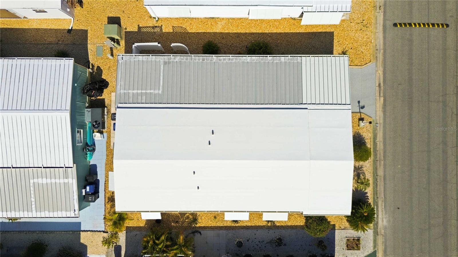 PALMA SOLA SHORES - Residential