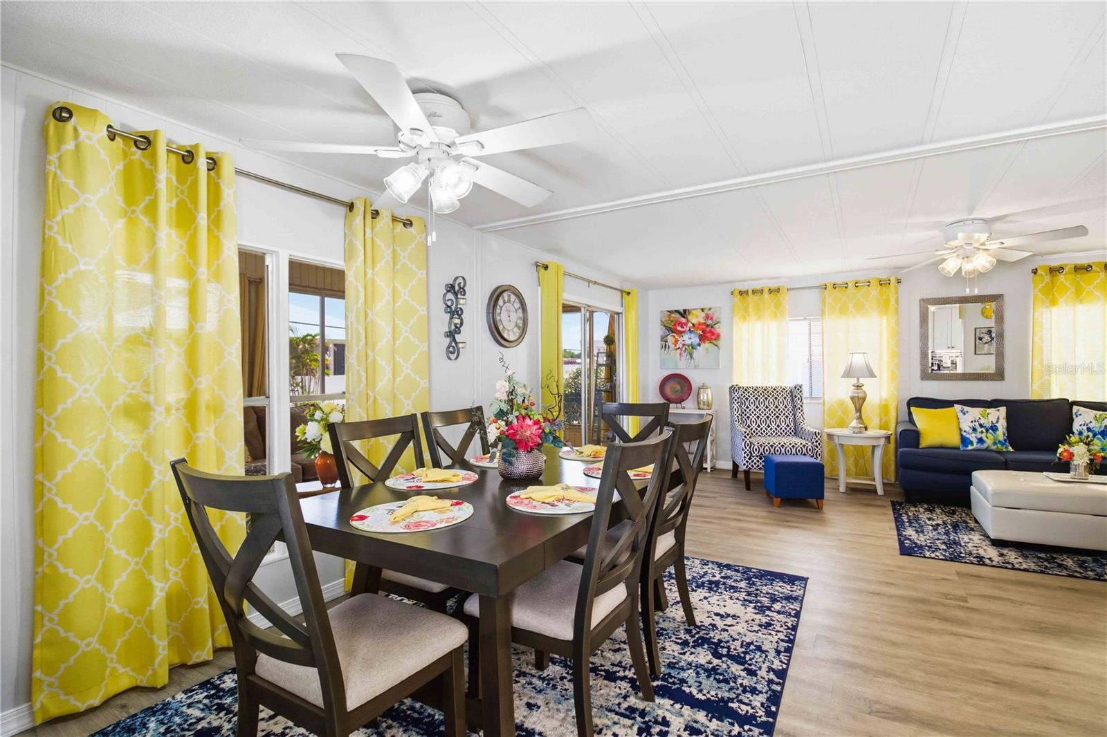 PALMA SOLA SHORES - Residential