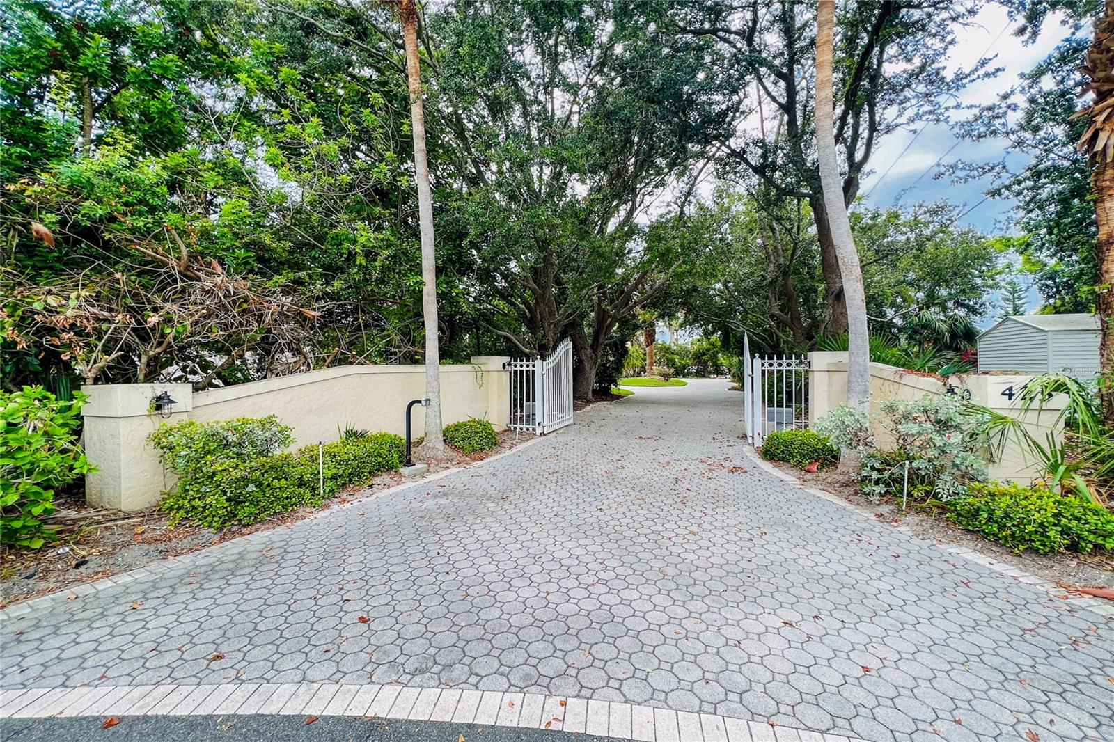 SORRENTO SHORES REPLAT - Residential