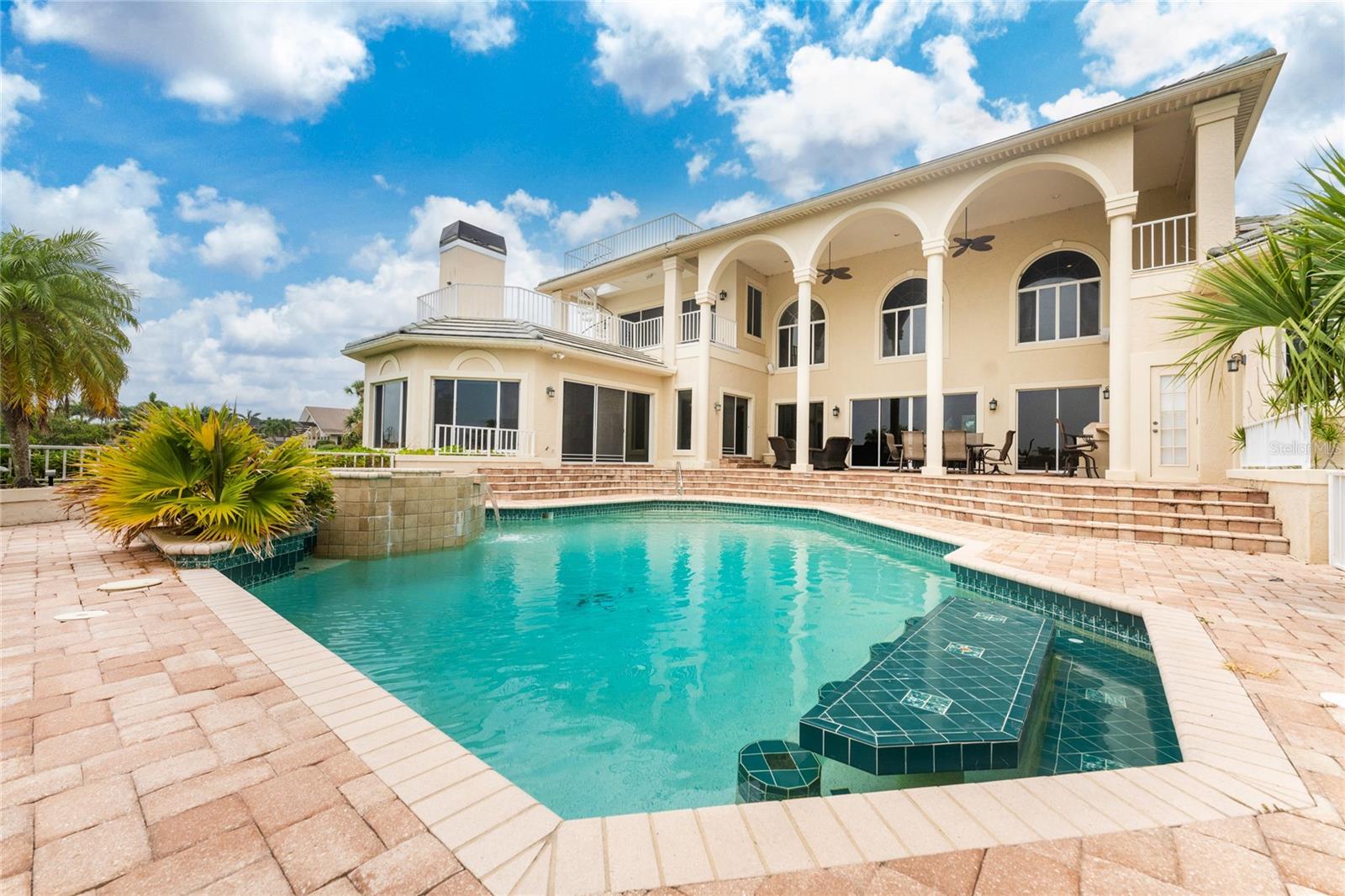 SORRENTO SHORES REPLAT - Residential