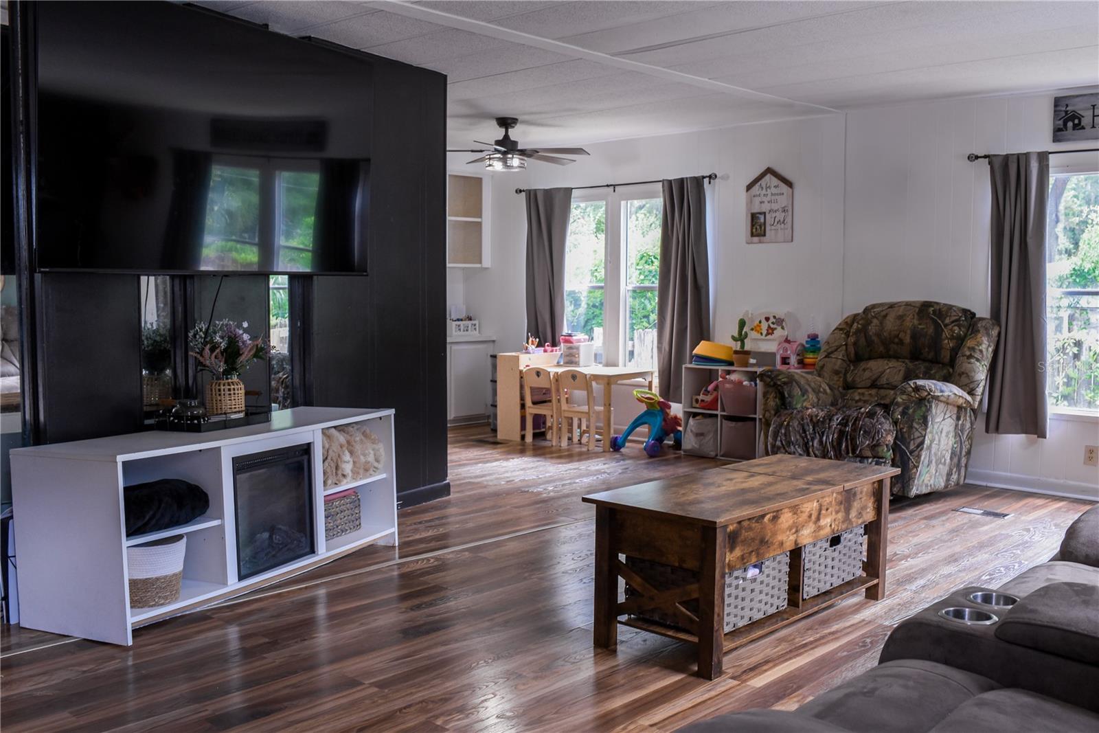 SILVER SPGS CAMPSITES - Residential