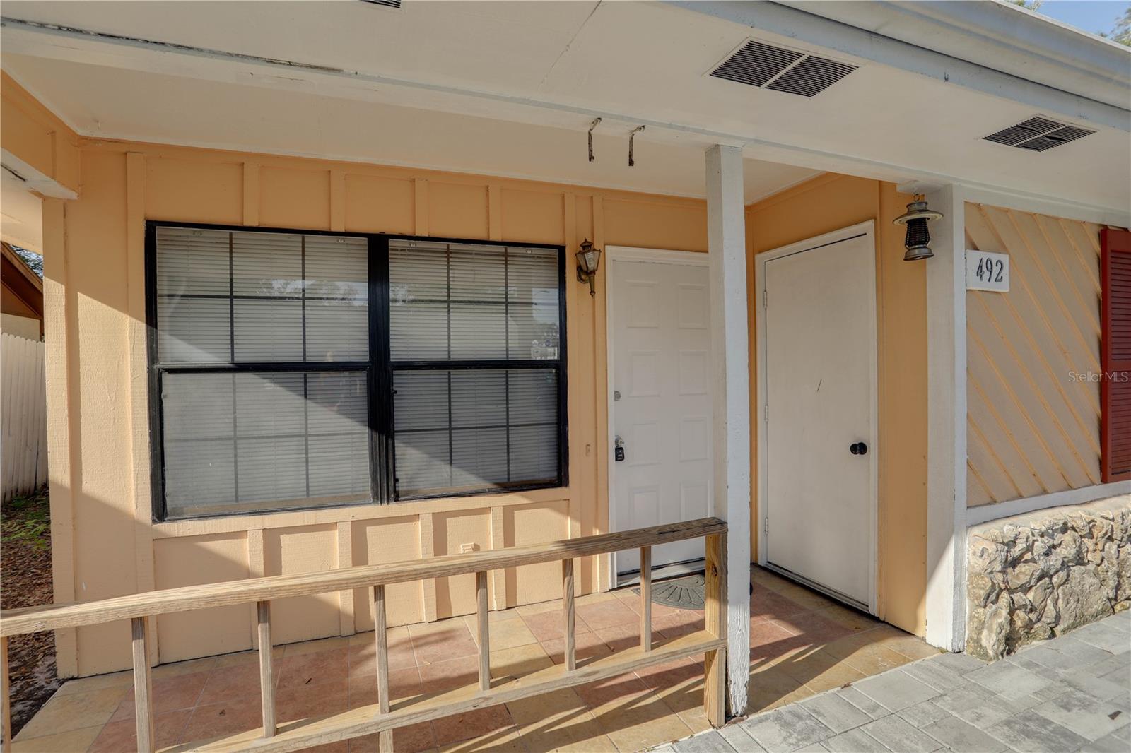 OAKLAND VILLAGE SEC 1 - Residential Lease