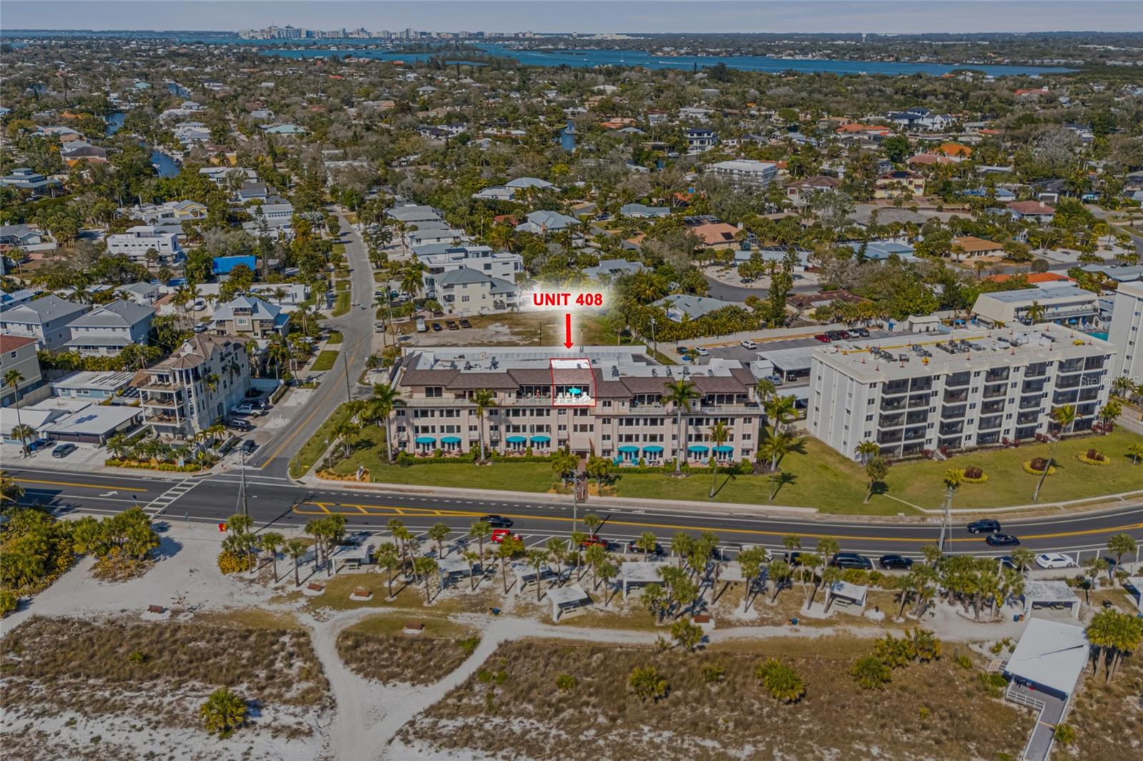SUNSET ROYALE - Residential