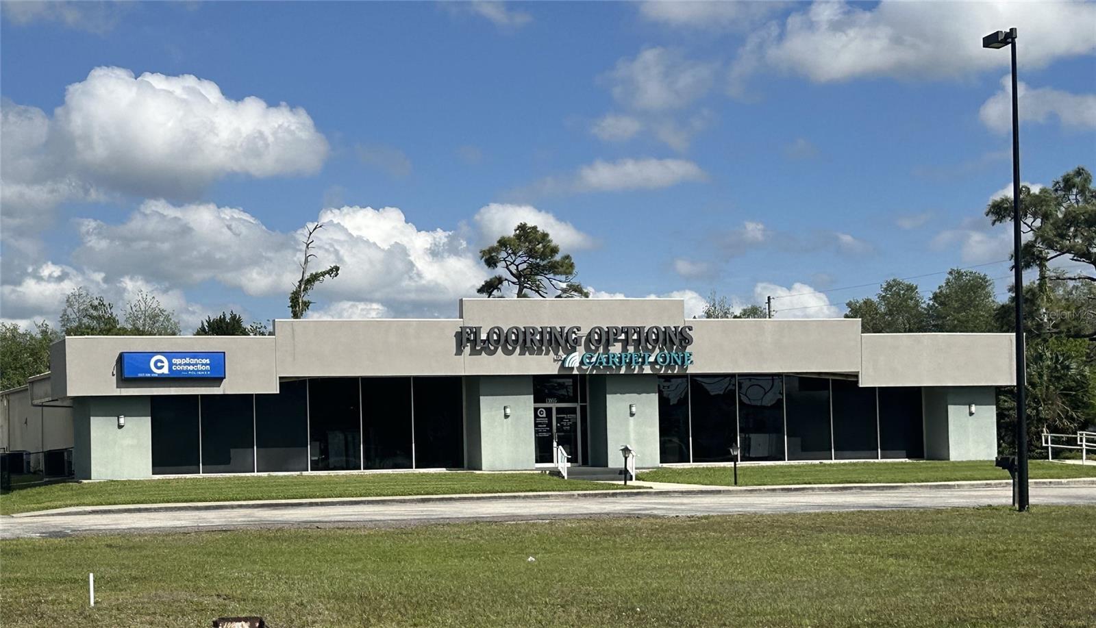 PINELLAS GROVES - Commercial Sale
