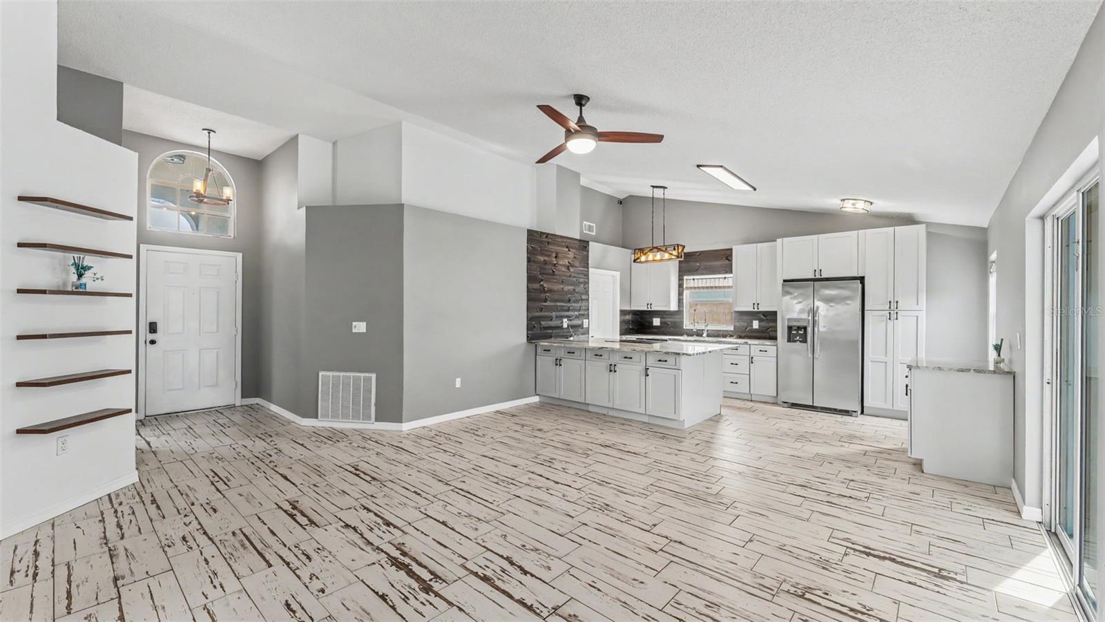 QUEENS COVE PH 02 - Residential