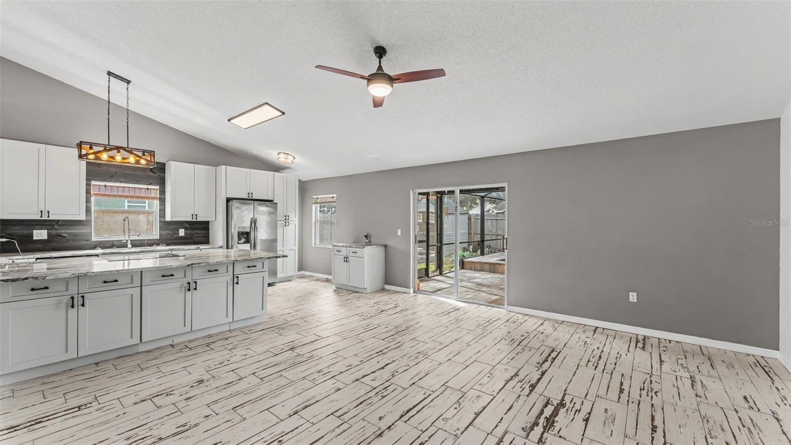 QUEENS COVE PH 02 - Residential