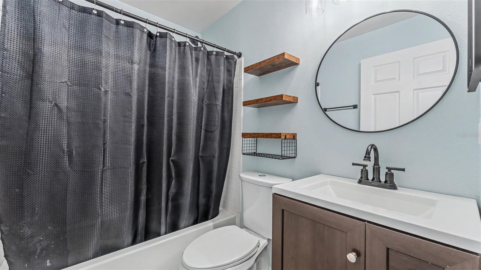QUEENS COVE PH 02 - Residential