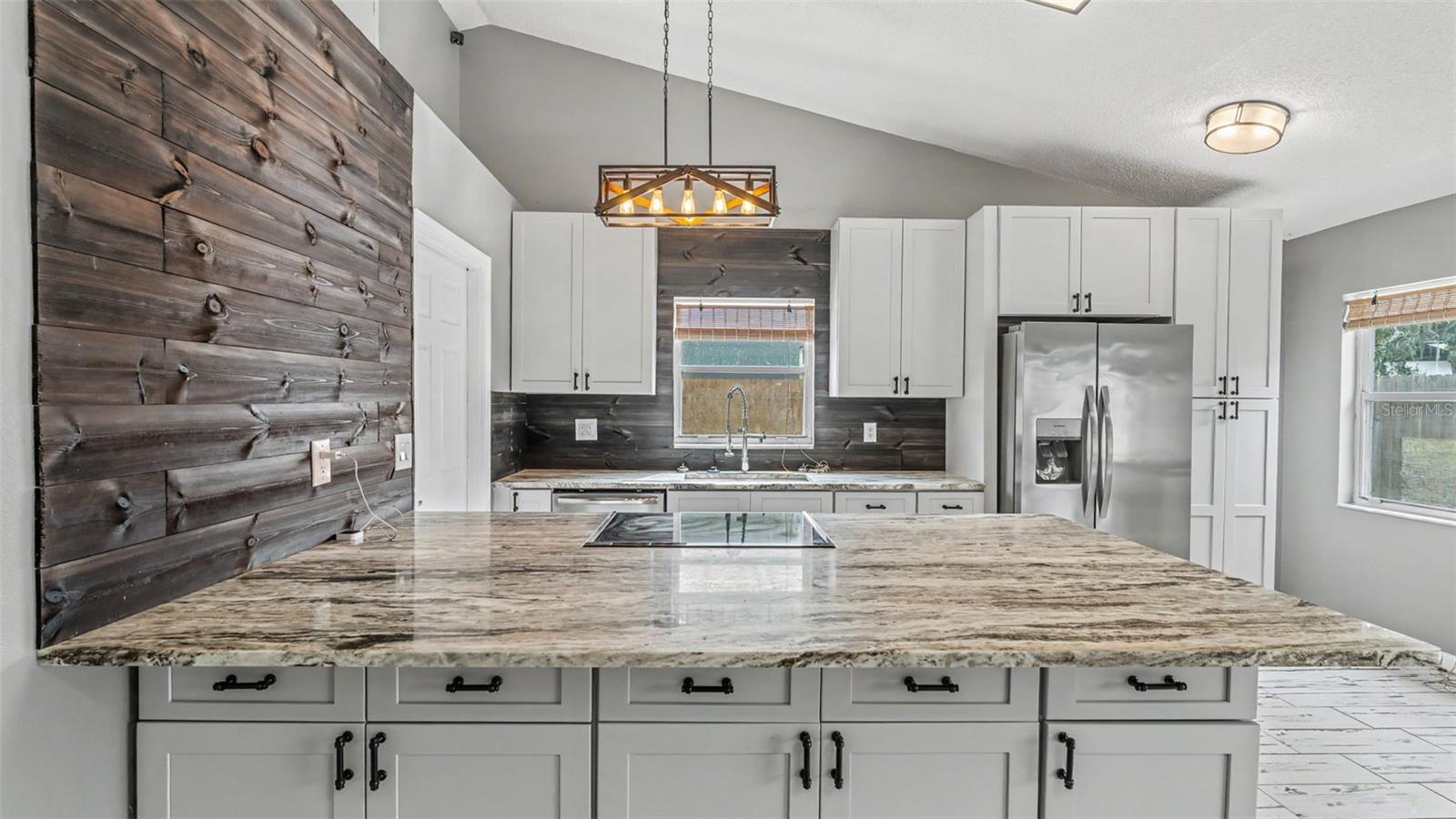 QUEENS COVE PH 02 - Residential