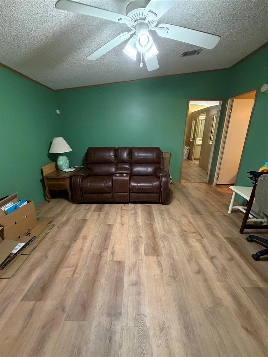 ZELLWOOD STATION COOP MH PARK - Residential