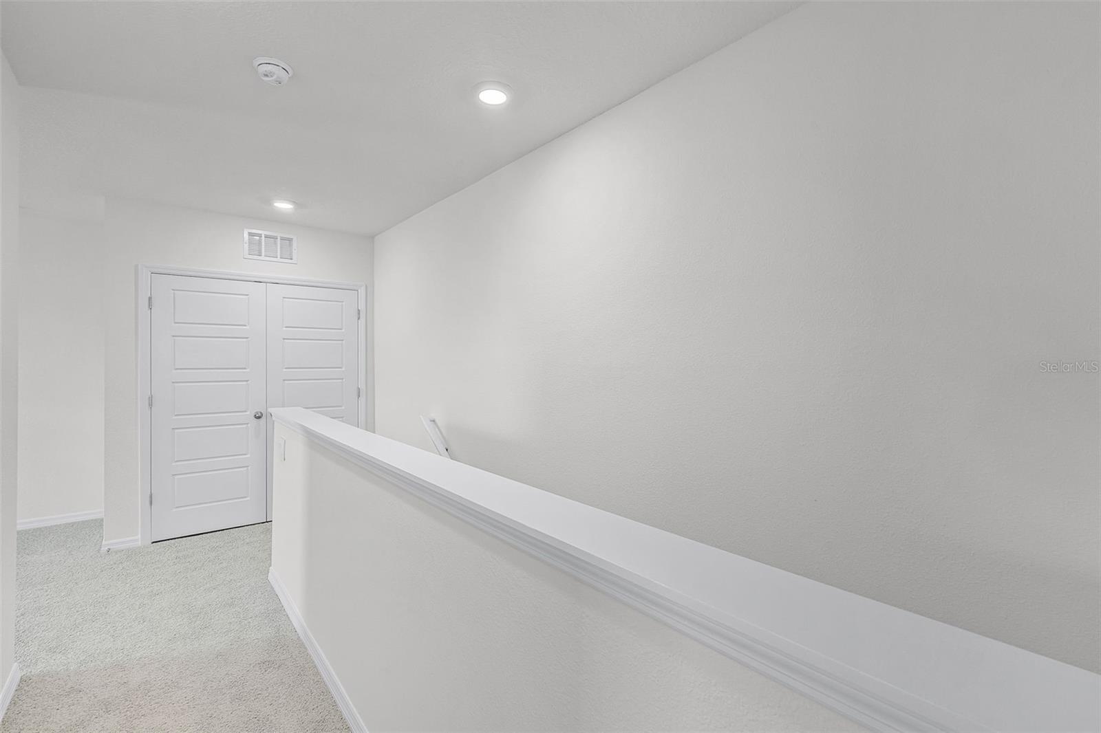 HARMONY ON LAKE ELOISE - Residential
