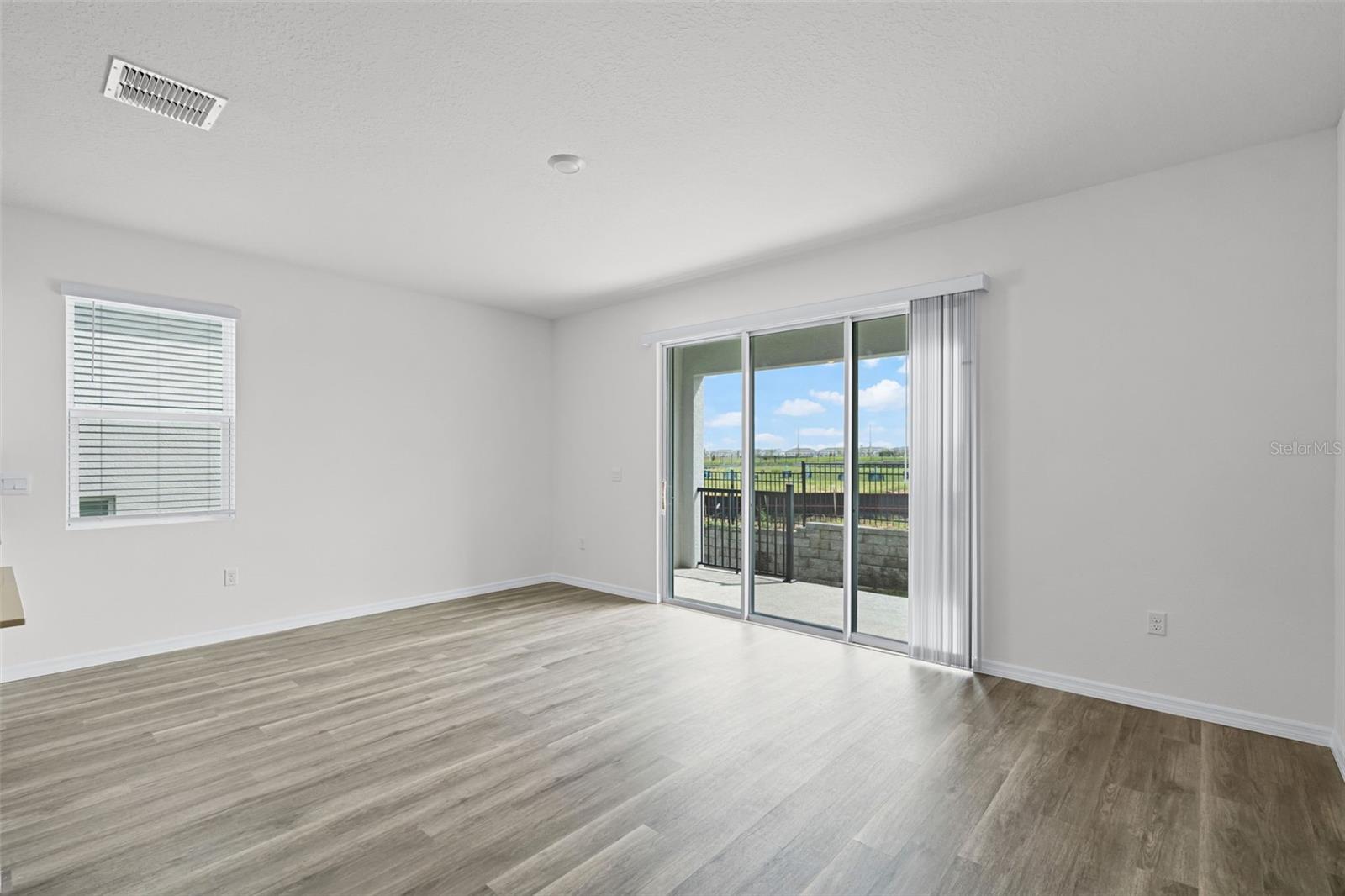 HARMONY ON LAKE ELOISE - Residential