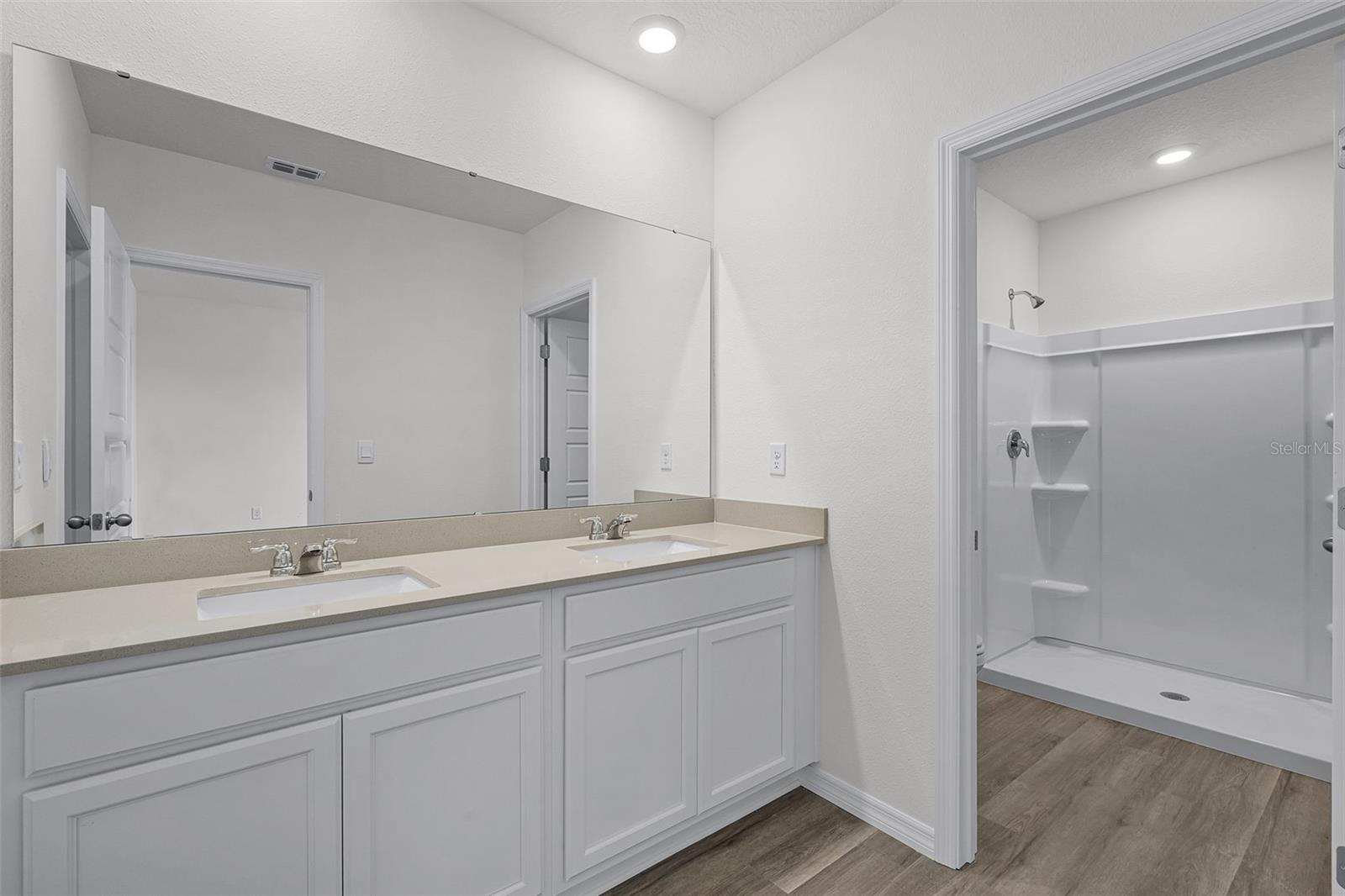 HARMONY ON LAKE ELOISE - Residential