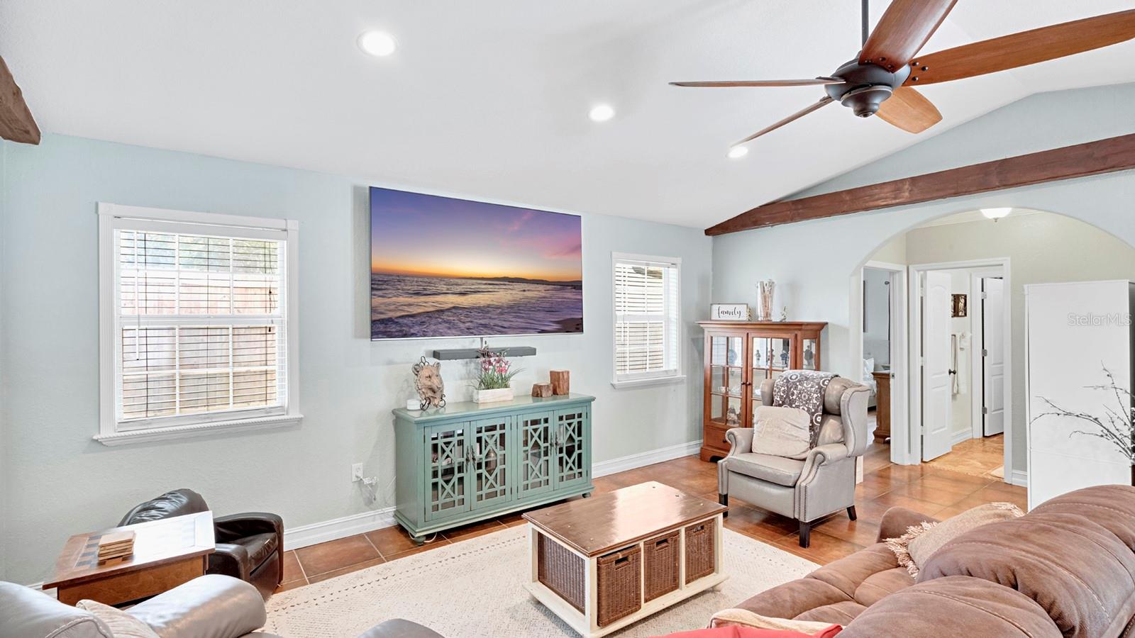 LAKE SEARCY SHORES - Residential