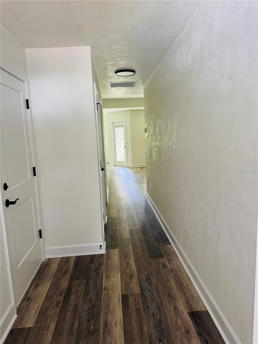 UNIVERSITY ESTATES - Residential