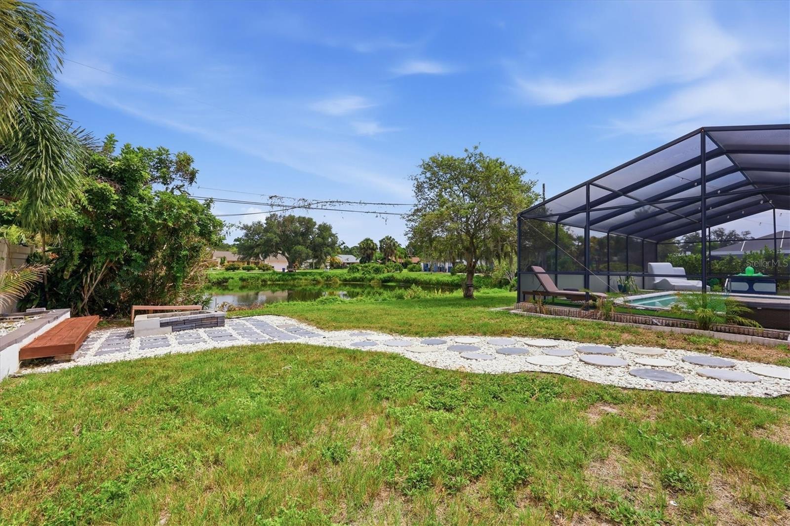 BENEVA PARK - Residential