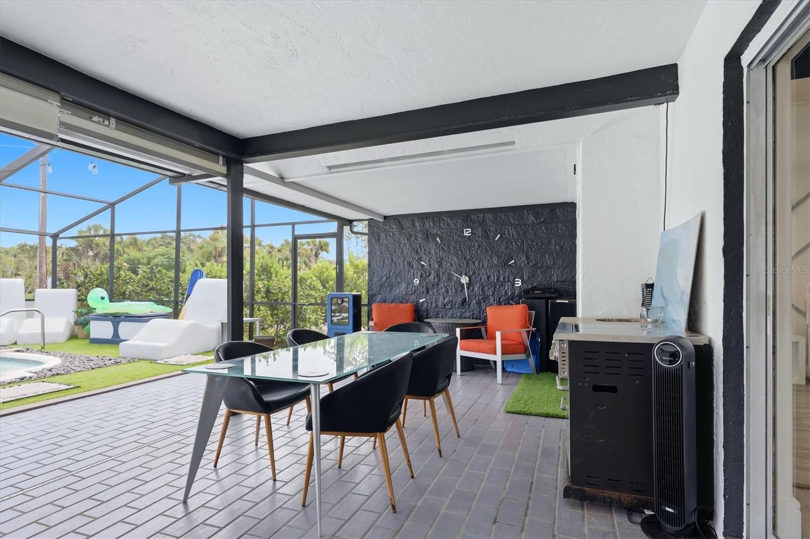 BENEVA PARK - Residential