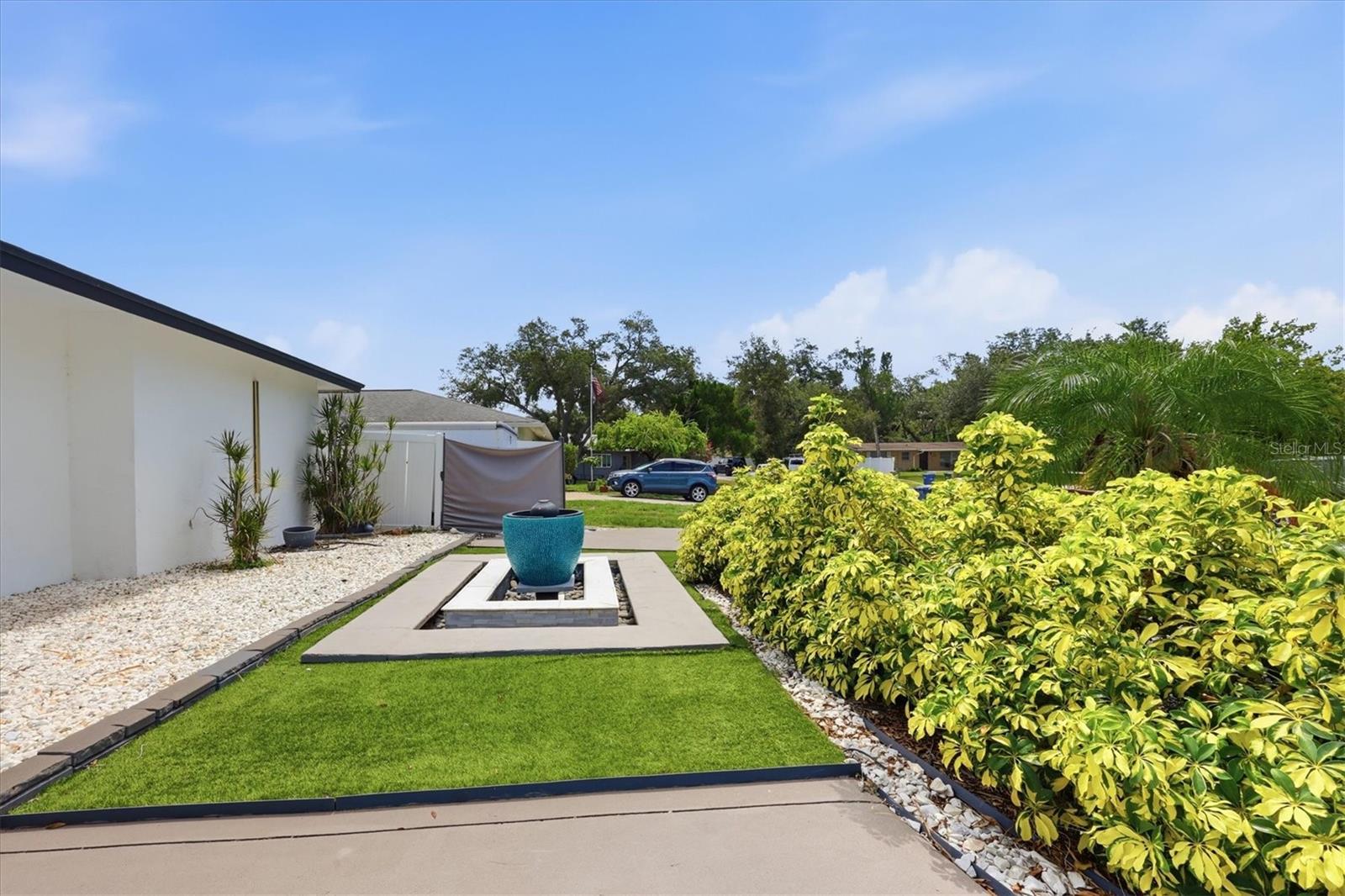 BENEVA PARK - Residential