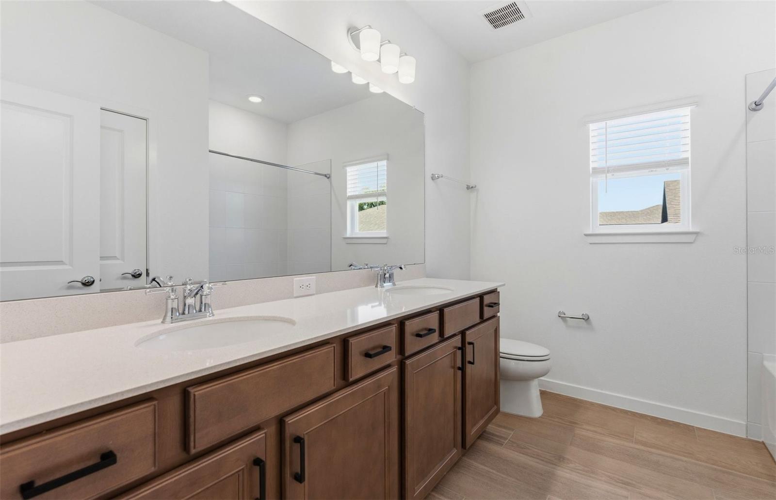 RIVERWOOD ESTATES PHASE 1A - Residential