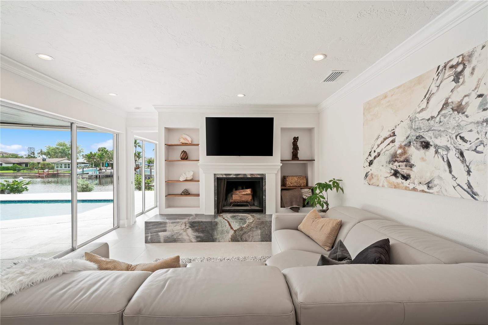 VENETIAN ISLES - Residential
