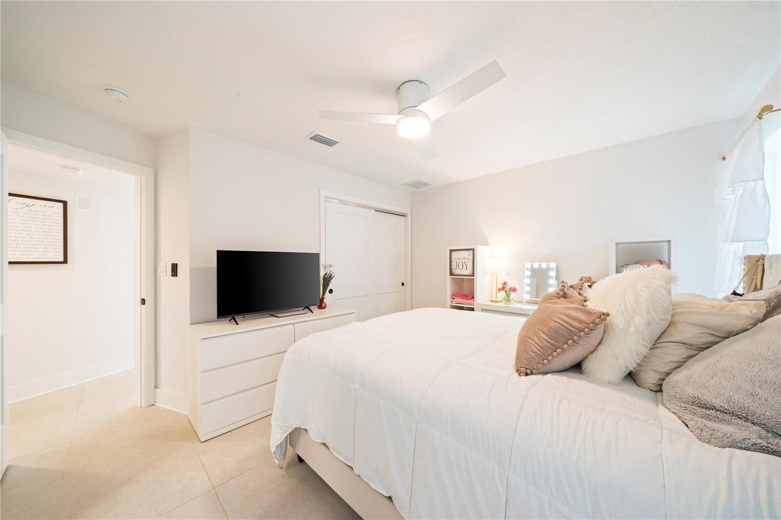 VENETIAN ISLES - Residential