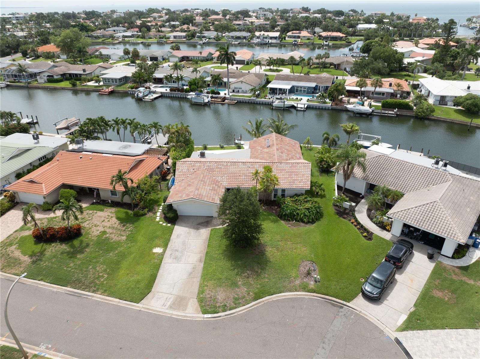 VENETIAN ISLES - Residential