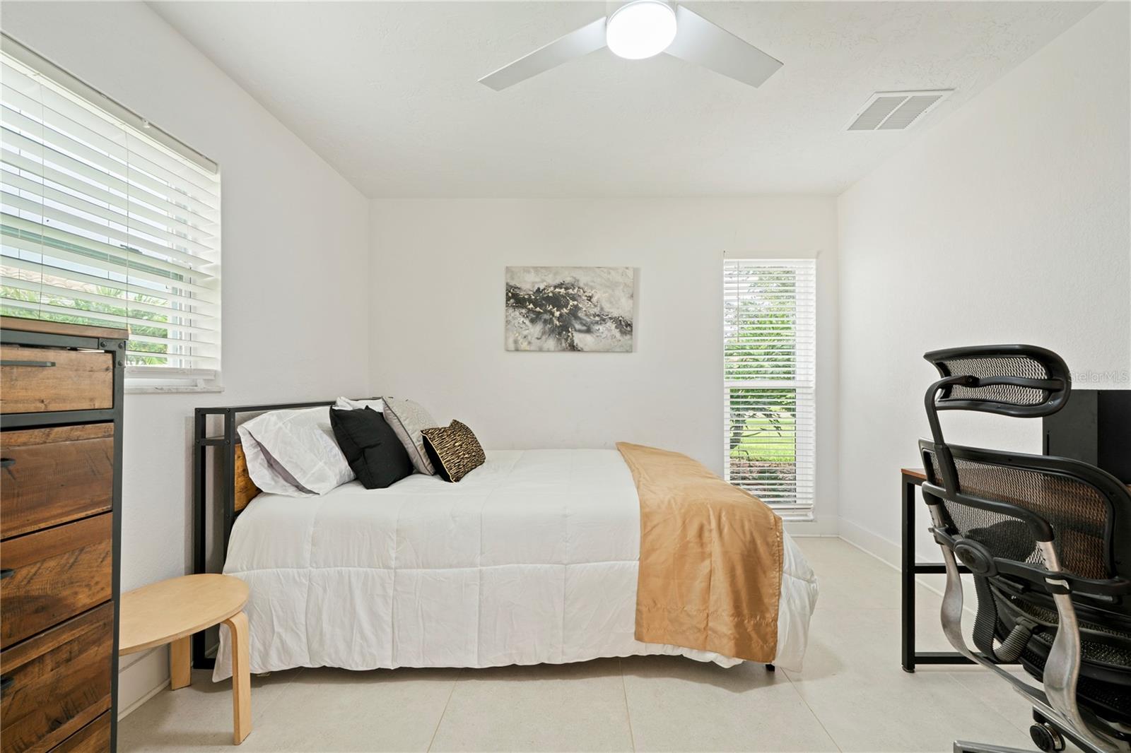 VENETIAN ISLES - Residential