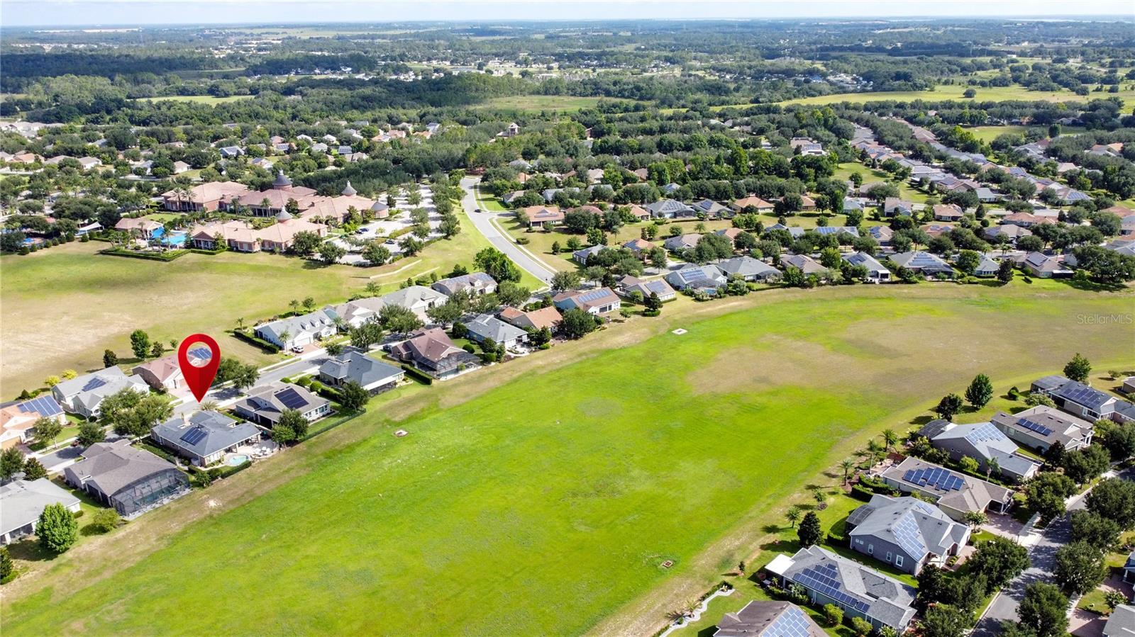 CASCADES OF GROVELAND (TRILOGY) - Residential