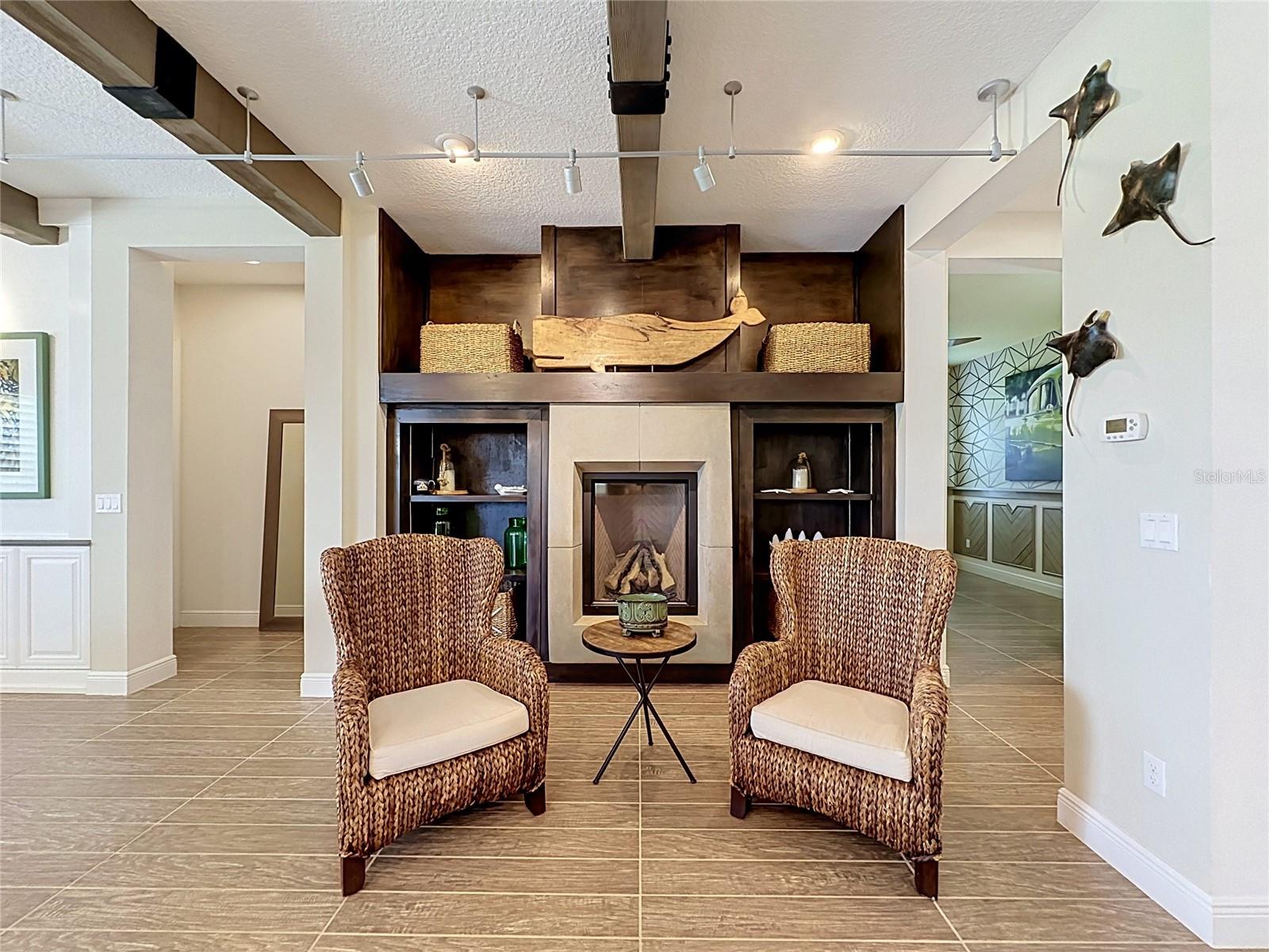 CASCADES OF GROVELAND (TRILOGY) - Residential