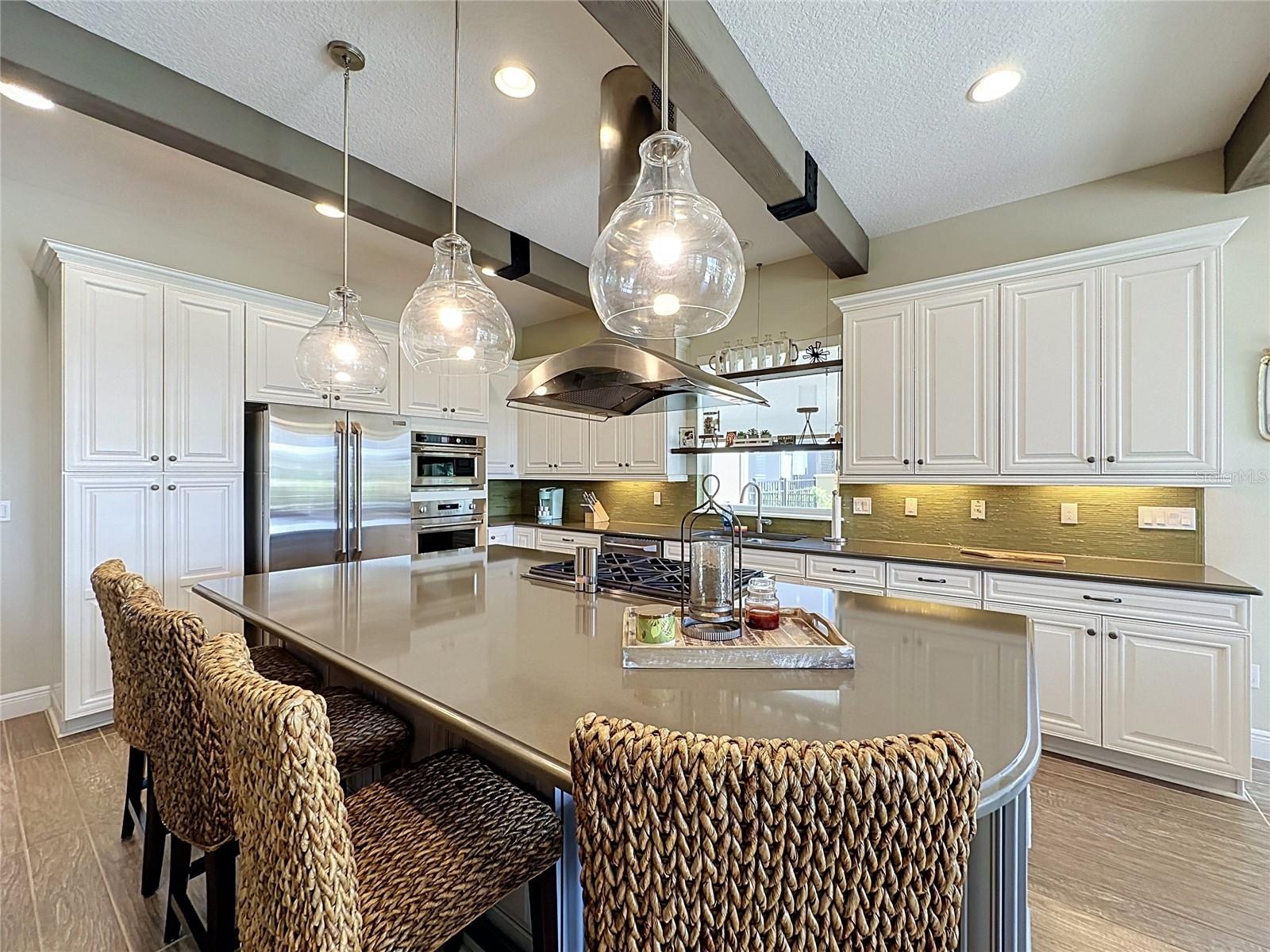 CASCADES OF GROVELAND (TRILOGY) - Residential
