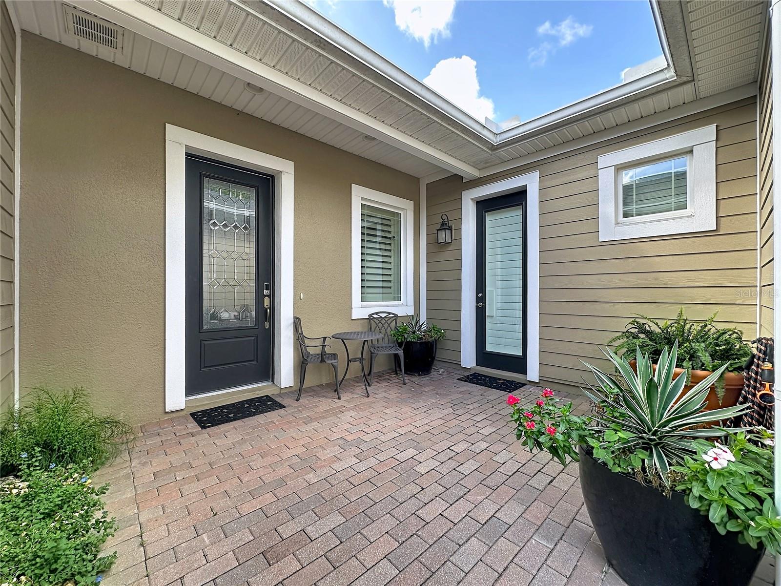 CASCADES OF GROVELAND (TRILOGY) - Residential