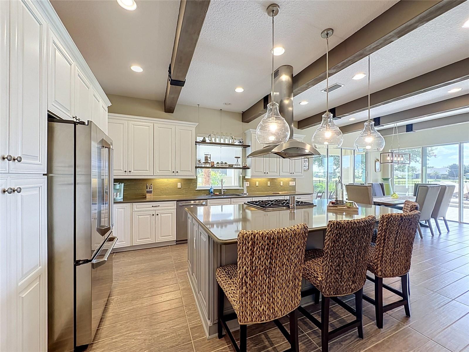 CASCADES OF GROVELAND (TRILOGY) - Residential