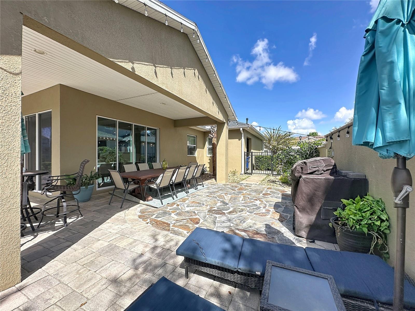 CASCADES OF GROVELAND (TRILOGY) - Residential