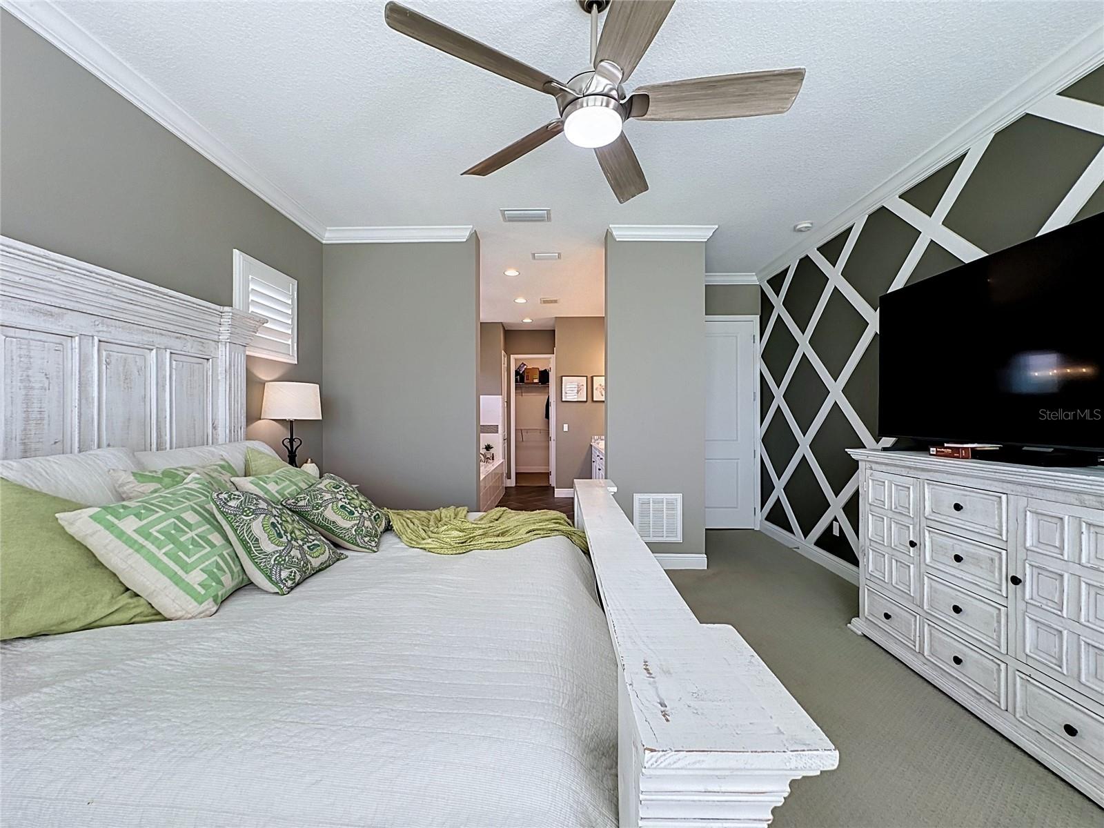 CASCADES OF GROVELAND (TRILOGY) - Residential