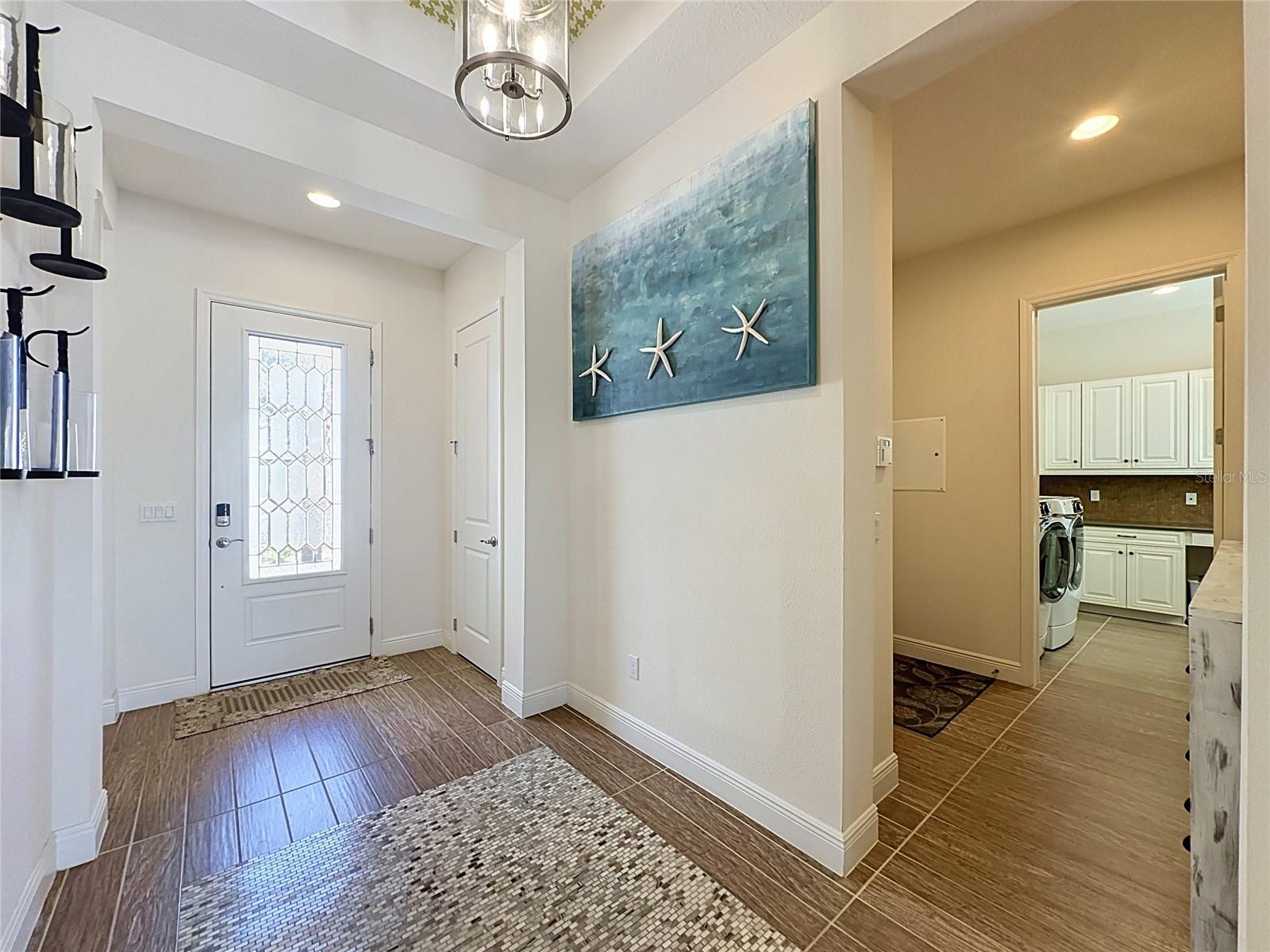 CASCADES OF GROVELAND (TRILOGY) - Residential