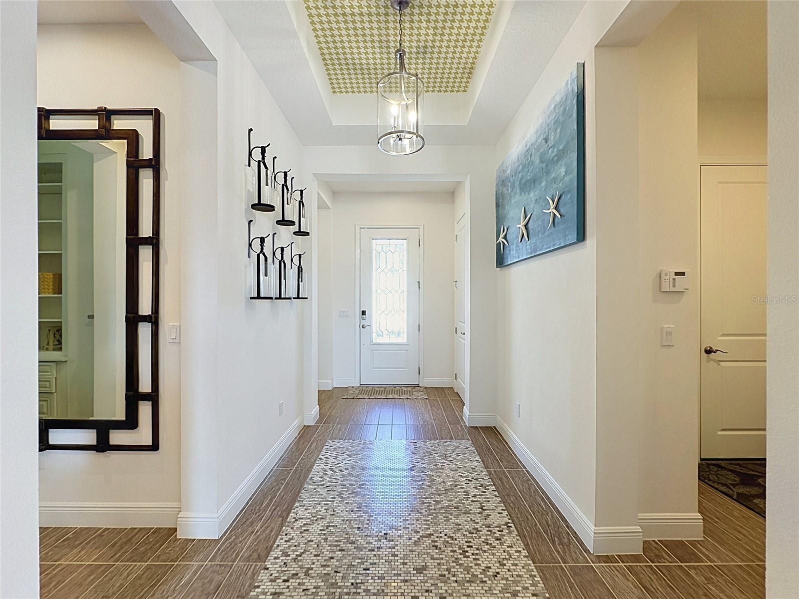 CASCADES OF GROVELAND (TRILOGY) - Residential
