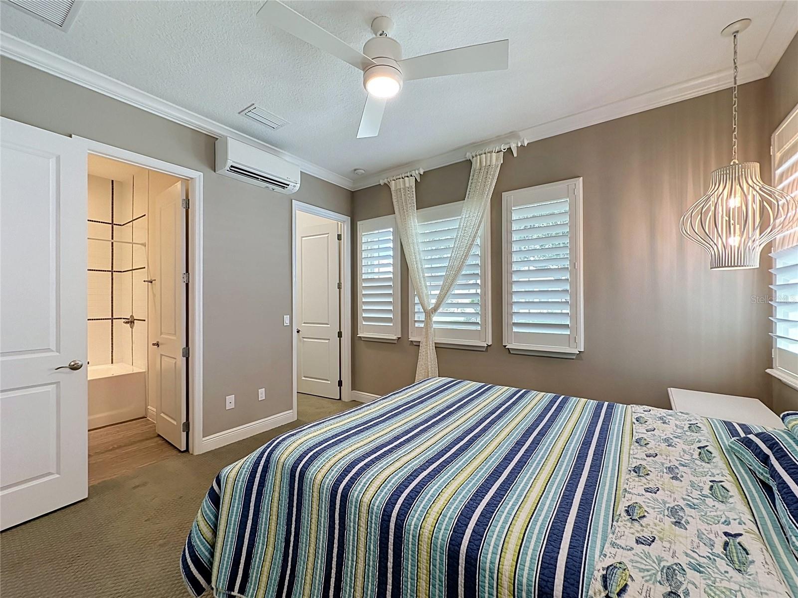 CASCADES OF GROVELAND (TRILOGY) - Residential