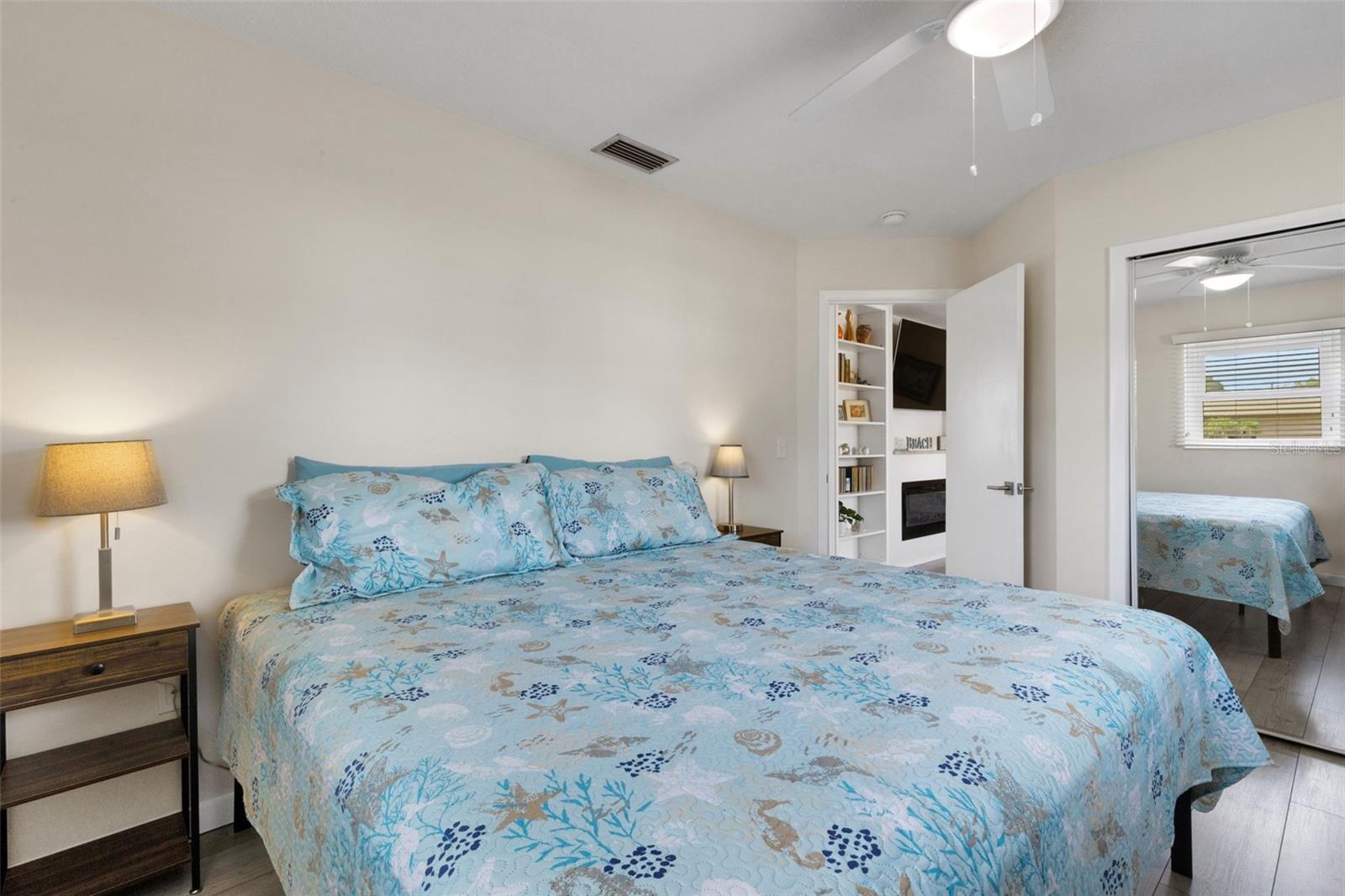 SOUTH VENICE UNIT 55 - Residential