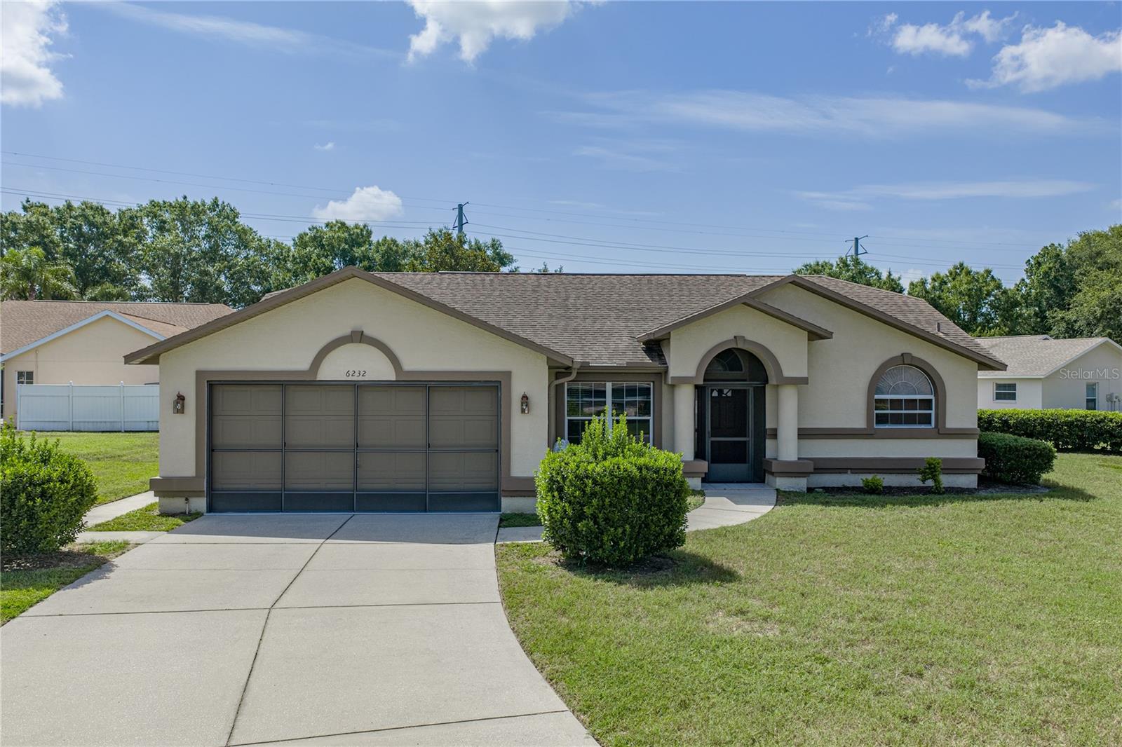 SILVER OAKS PH 01 - Residential