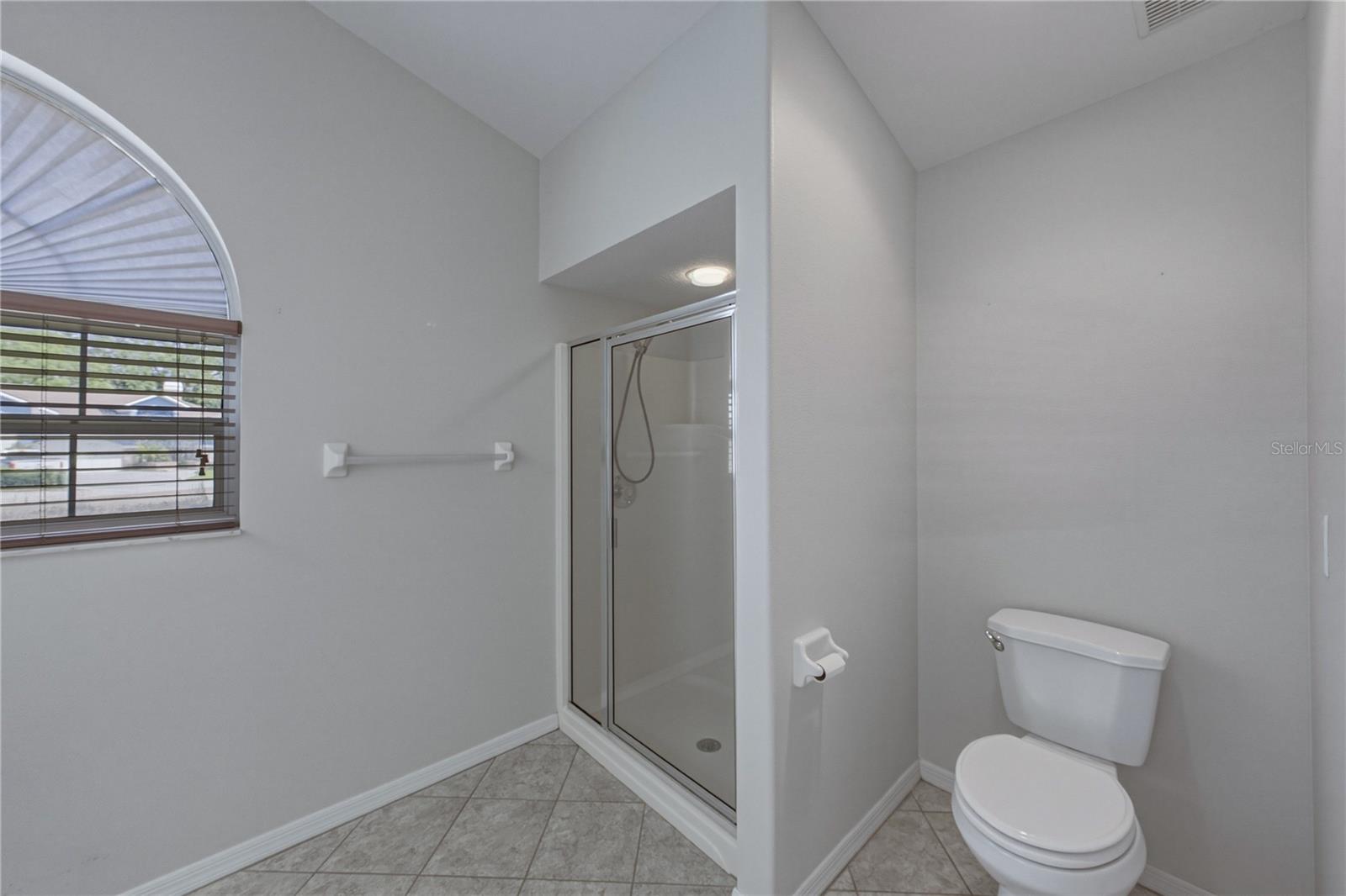 SILVER OAKS PH 01 - Residential