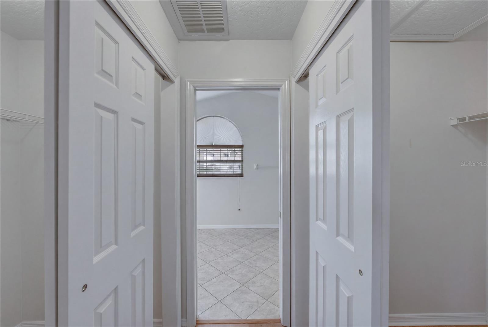 SILVER OAKS PH 01 - Residential