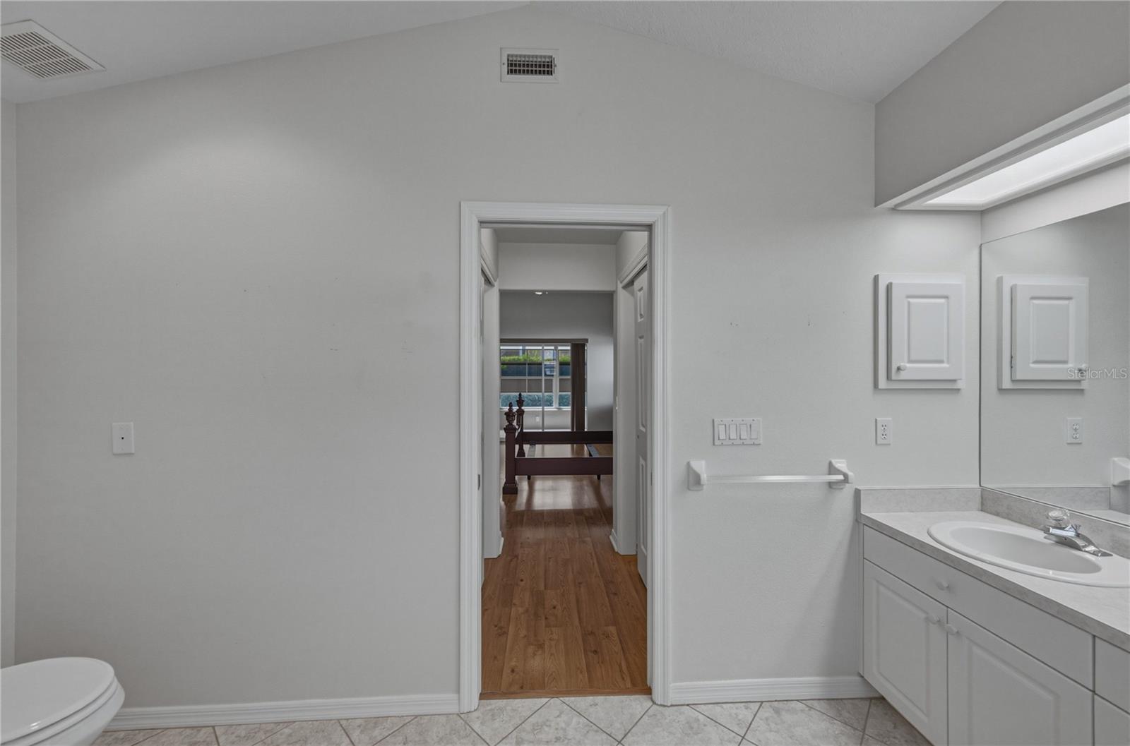 SILVER OAKS PH 01 - Residential